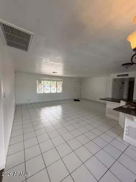 Living - Undisclosed, Phoenix, AZ 85018 photo 2 of 6