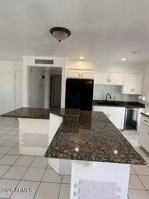 Kitchen - Undisclosed, Phoenix, AZ 85018 photo 7 of 10
