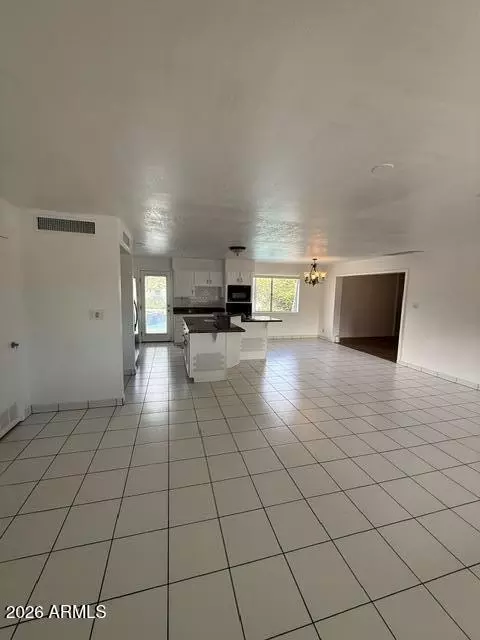Living - Undisclosed, Phoenix, AZ 85018 photo 3 of 6