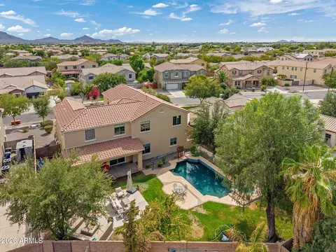 View/Area - 2894 E Janelle Way, Gilbert, AZ 85298 photo 2 of 2
