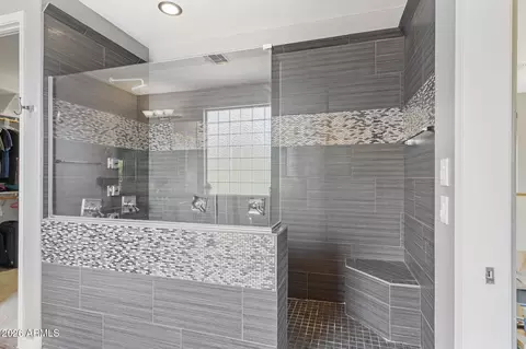 Bath - 2894 E Janelle Way, Gilbert, AZ 85298 photo 2 of 5