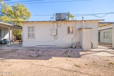 Exterior - 3311 E Cambridge Ave, Phoenix, AZ 85008 photo 7 of 15