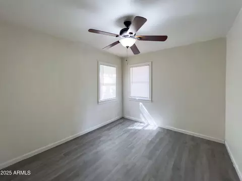 Bedroom - 3311 E Cambridge Ave, Phoenix, AZ 85008 photo 4 of 5