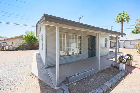 Exterior - 3311 E Cambridge Ave, Phoenix, AZ 85008 photo 12 of 15