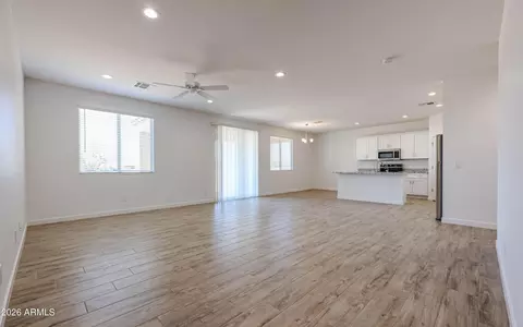 1016 E Arroyo Rd, Phoenix, AZ 85086 photo 12