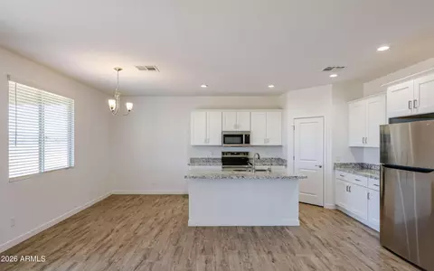 1016 E Arroyo Rd, Phoenix, AZ 85086 photo 6