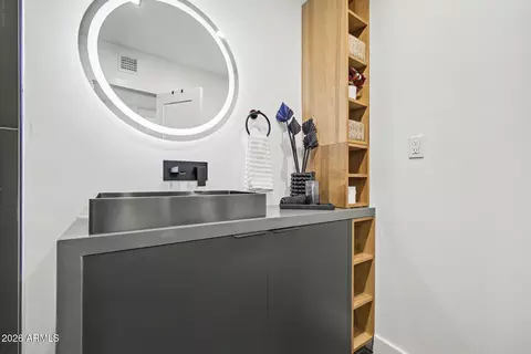 Bath - 1917 E Cornell Dr, Tempe, AZ 85283 photo 3 of 4