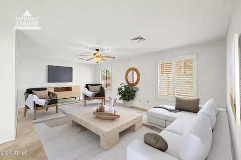 Living - 3922 E Goldfinch Gate Ln, Phoenix, AZ 85044 photo 1 of 6