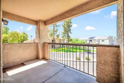 Exterior - 8302 N 21st Dr #L201, Phoenix, AZ 85021 photo 3 of 5