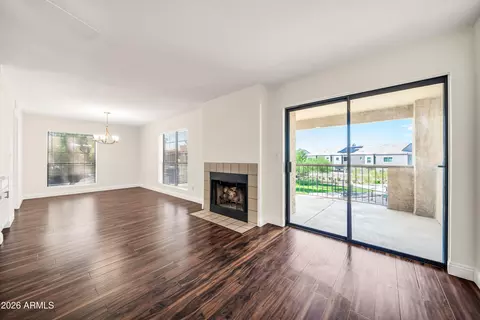 Living - 8302 N 21st Dr #L201, Phoenix, AZ 85021 photo 2 of 4