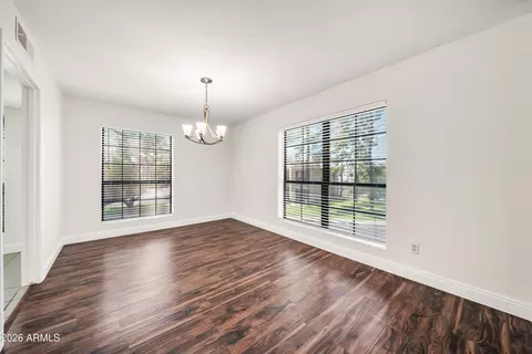 Dining - 8302 N 21st Dr #L201, Phoenix, AZ 85021 photo 3 of 4