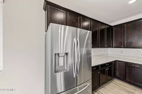 Kitchen - 2722 E Cherry Hill Dr, Gilbert, AZ 85298 photo 4 of 4