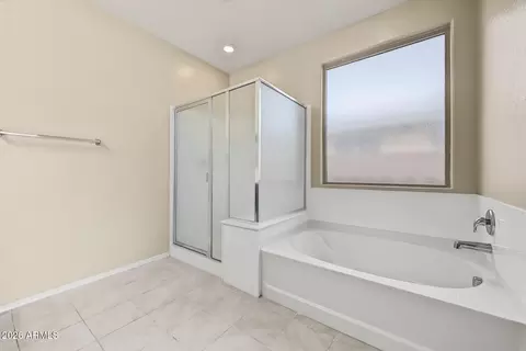 Bath - 2722 E Cherry Hill Dr, Gilbert, AZ 85298 photo 1 of 2