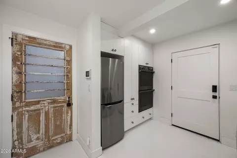 Entry Way - 3832 E Fairmount Ave, Phoenix, AZ 85018 photo 3 of 3