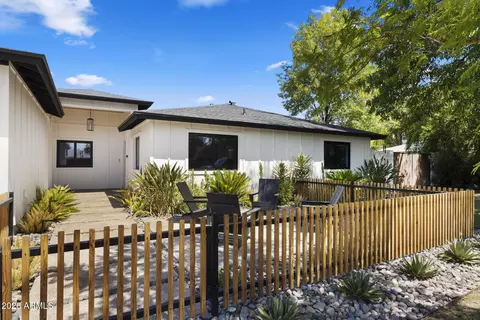 Exterior - 3832 E Fairmount Ave, Phoenix, AZ 85018 photo 4 of 13