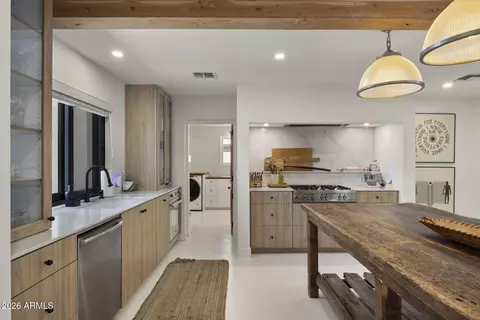 Kitchen - 3832 E Fairmount Ave, Phoenix, AZ 85018 photo 3 of 4