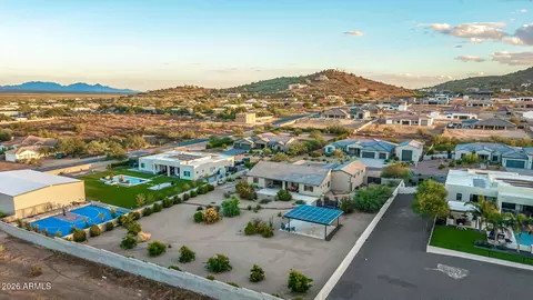 View/Area - 618 E Tumbleweed Dr, Phoenix, AZ 85085 photo 6 of 6