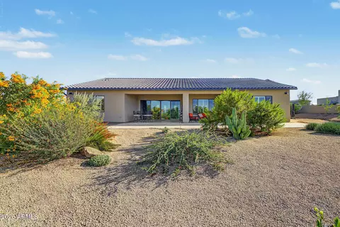 Exterior - 618 E Tumbleweed Dr, Phoenix, AZ 85085 photo 20 of 33
