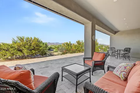 Exterior - 618 E Tumbleweed Dr, Phoenix, AZ 85085 photo 13 of 33