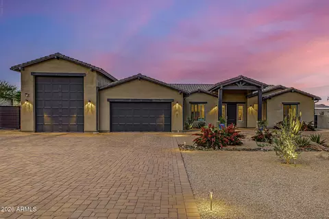 Exterior - 618 E Tumbleweed Dr, Phoenix, AZ 85085 photo 2 of 33