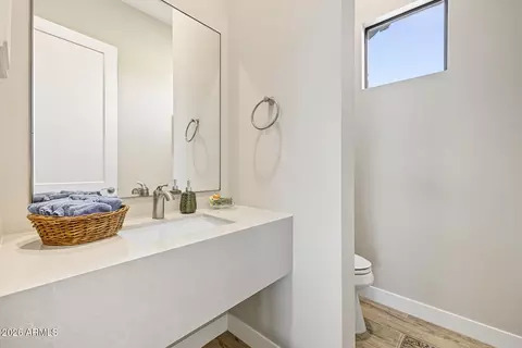 Bath - 618 E Tumbleweed Dr, Phoenix, AZ 85085 photo 10 of 10