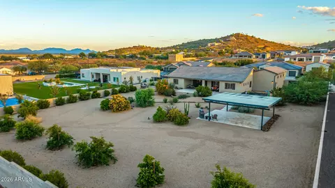 Exterior - 618 E Tumbleweed Dr, Phoenix, AZ 85085 photo 26 of 33