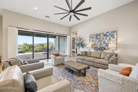 Living - 618 E Tumbleweed Dr, Phoenix, AZ 85085 photo 4 of 7