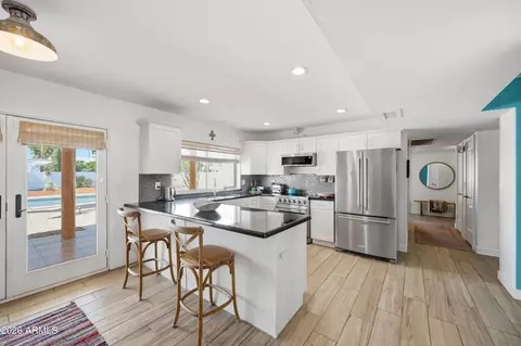 Kitchen - 202 E Sharon Ave, Phoenix, AZ 85022 photo 2 of 4