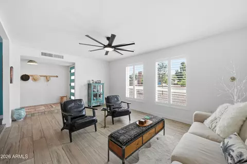 Living - 202 E Sharon Ave, Phoenix, AZ 85022 photo 1 of 5
