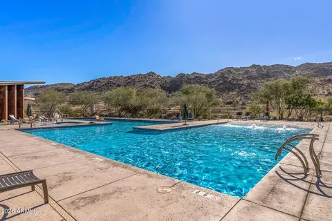 Exterior - 813 E Corral Rd, Phoenix, AZ 85042 photo 10 of 12