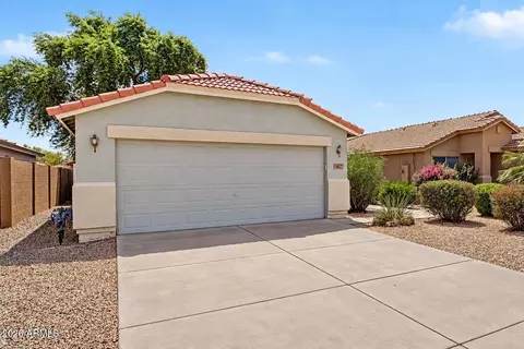 967 E Monteleone St, San Tan Valley, AZ 85140