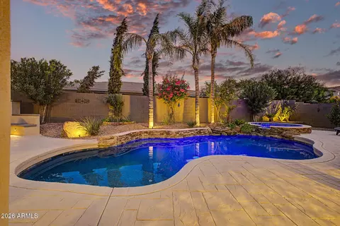 Exterior - 3083 E Linda Ln, Gilbert, AZ 85234 photo 3 of 11