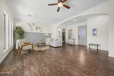 Living - 3083 E Linda Ln, Gilbert, AZ 85234 photo 3 of 4