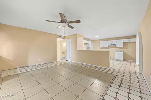 Living - 4630 E Southern Ave, Phoenix, AZ 85042 photo 2 of 4