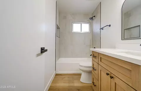 Bath - 2520 E Dahlia Dr, Phoenix, AZ 85032 photo 3 of 5