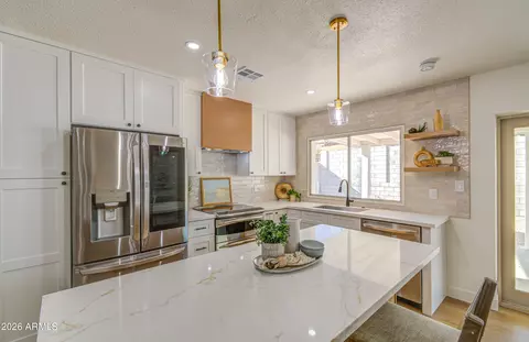 Kitchen - 2520 E Dahlia Dr, Phoenix, AZ 85032 photo 4 of 5