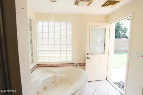 Bath - 1713 E Gable Ave, Mesa, AZ 85204 photo 5 of 5