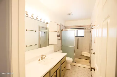 Bath - 1713 E Gable Ave, Mesa, AZ 85204 photo 1 of 5