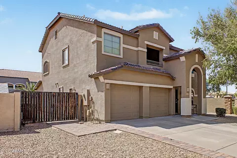 Exterior - 3503 E Aris Dr, Gilbert, AZ 85298 photo 4 of 11