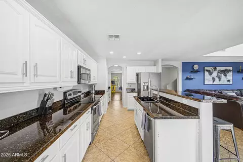 Kitchen - 3503 E Aris Dr, Gilbert, AZ 85298 photo 3 of 4