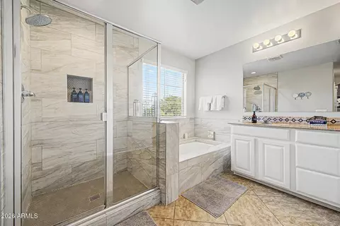 Bath - 3503 E Aris Dr, Gilbert, AZ 85298 photo 3 of 4