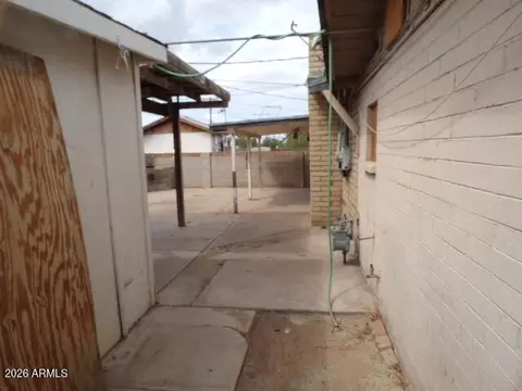 Exterior - 2117 E Howe Ave, Tempe, AZ 85281 photo 1 of 3