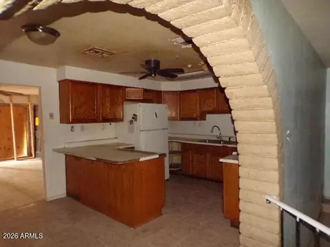 Kitchen - 2117 E Howe Ave, Tempe, AZ 85281 photo 3 of 3