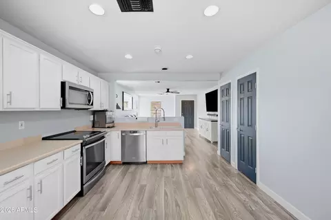 Kitchen - 3924 E Kent Ave, Gilbert, AZ 85296 photo 1 of 2