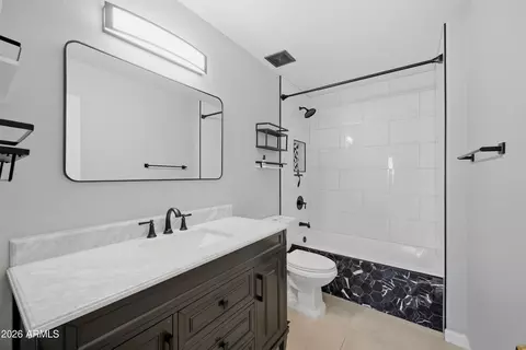 Bath - 3924 E Kent Ave, Gilbert, AZ 85296 photo 4 of 4