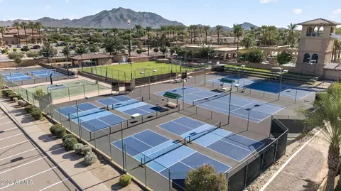 View/Area - 2883 E Ridgewood Ln, Gilbert, AZ 85298 photo 5 of 11