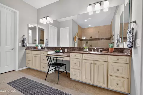 Bath - 2883 E Ridgewood Ln, Gilbert, AZ 85298 photo 4 of 6