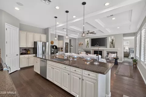 Kitchen - 2883 E Ridgewood Ln, Gilbert, AZ 85298 photo 2 of 5