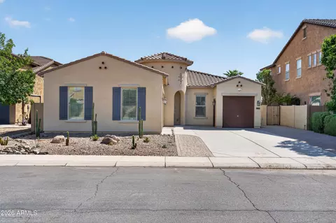 Exterior - 2883 E Ridgewood Ln, Gilbert, AZ 85298 photo 2 of 10