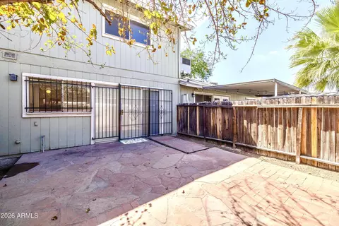 Exterior - 2643 W Wolf St, Phoenix, AZ 85017 photo 3 of 8